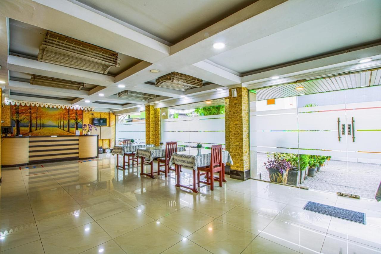 Suba Hotel Джакарта Экстерьер фото